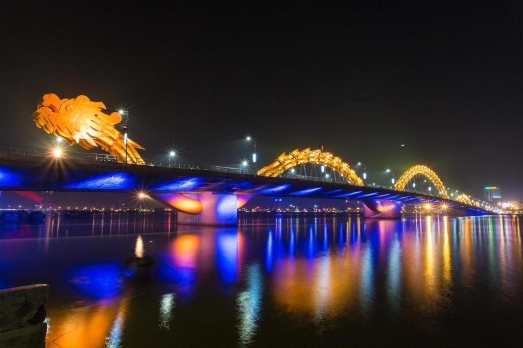 Fivitel King Hotel Da Nang Bagian luar foto